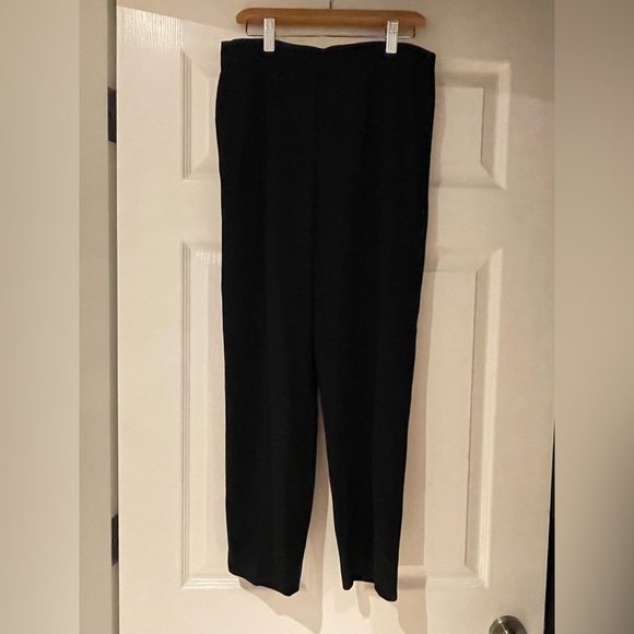 Black ARITZIA/Babaton Dexter pant in size 4. - Picture 2 of 3